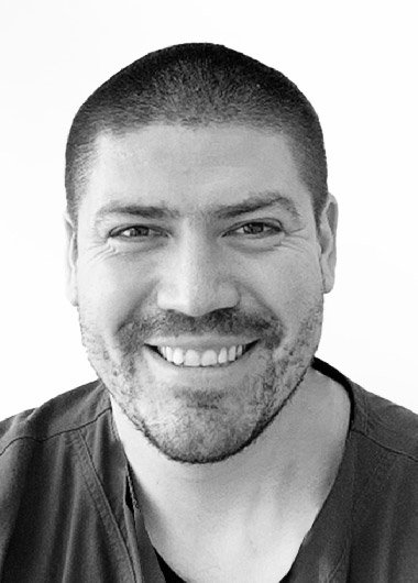 Dr. Andrés Yañez - Endodoncista