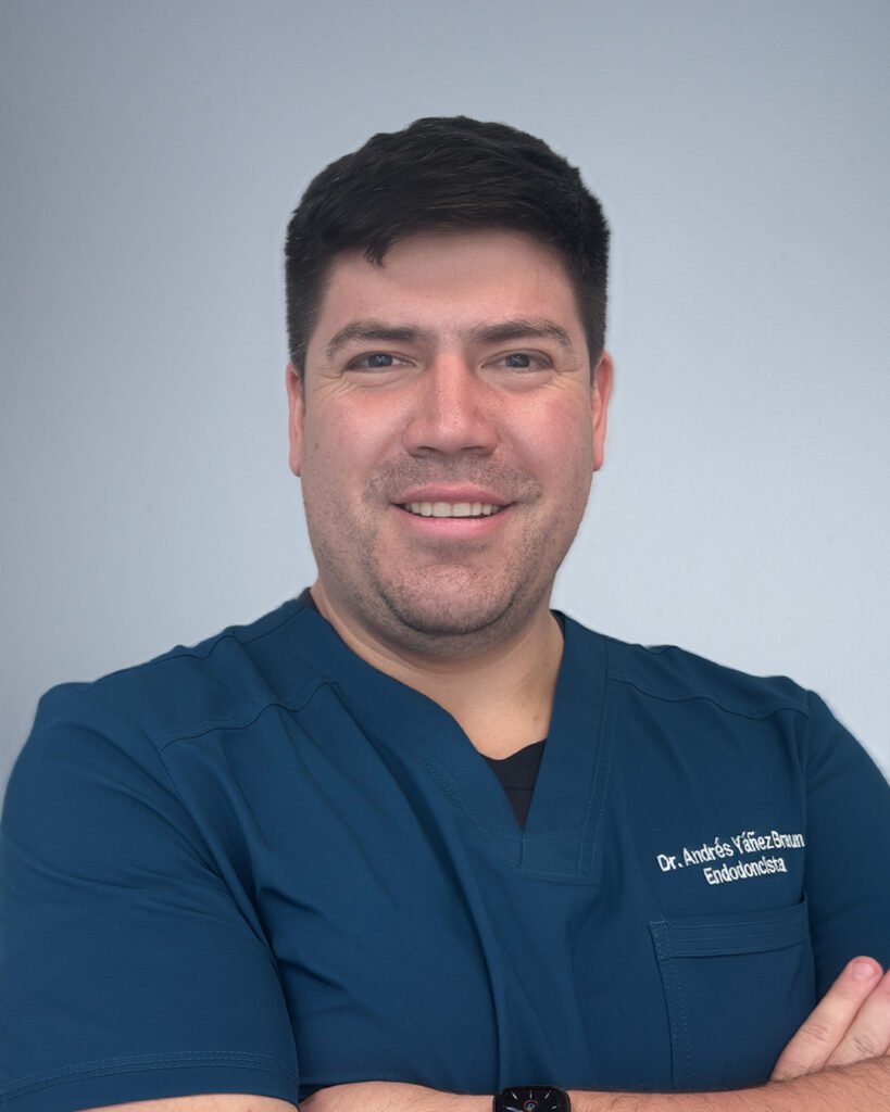 dr. andrés yañez endodoncia