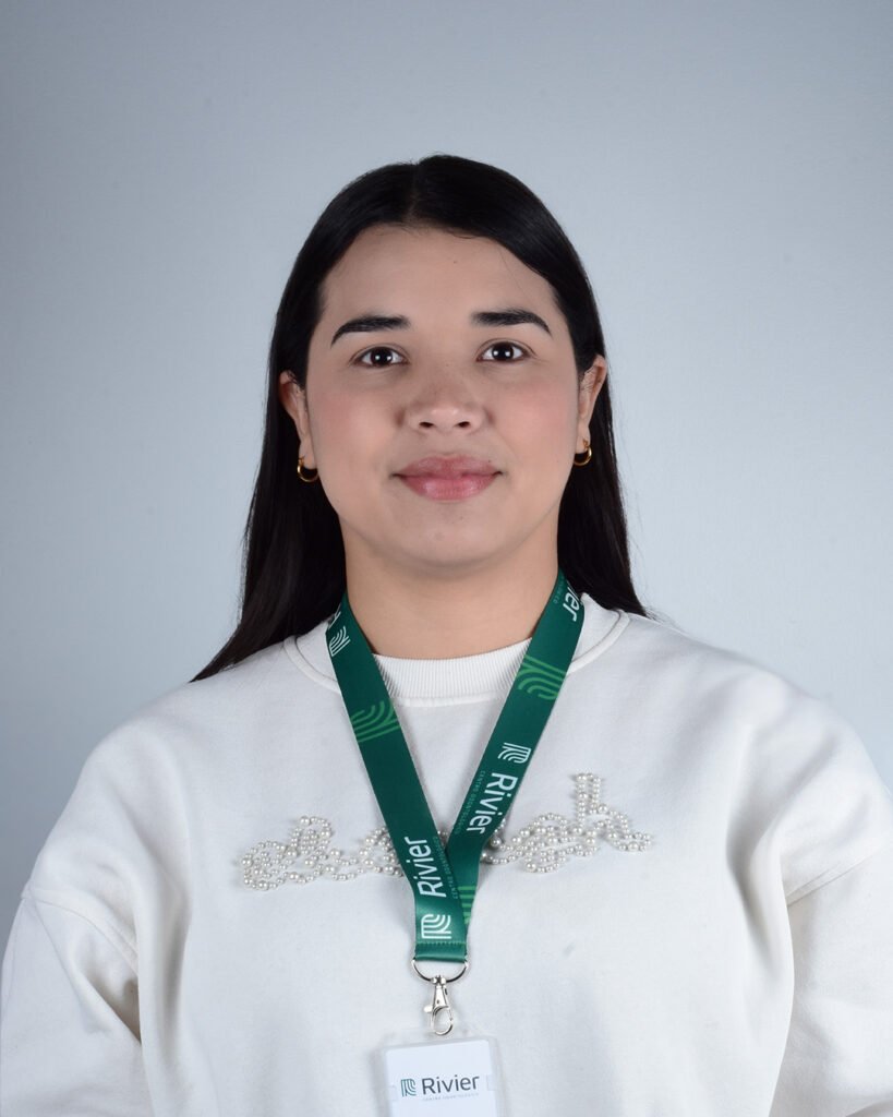 bárbara rpdríguez secretaria administrativa