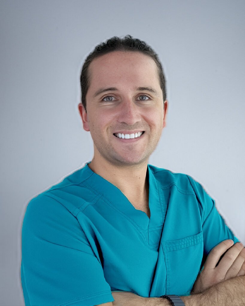 dr. diego morales implantología